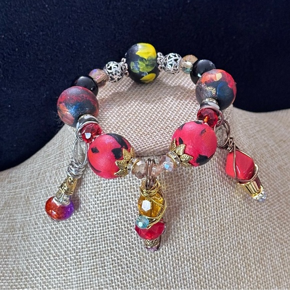 Handmade Charm Bracelet with Hand-Painted Beads & Wire-Wrapped Accents 6-7 3410 - Picture 4 of 7